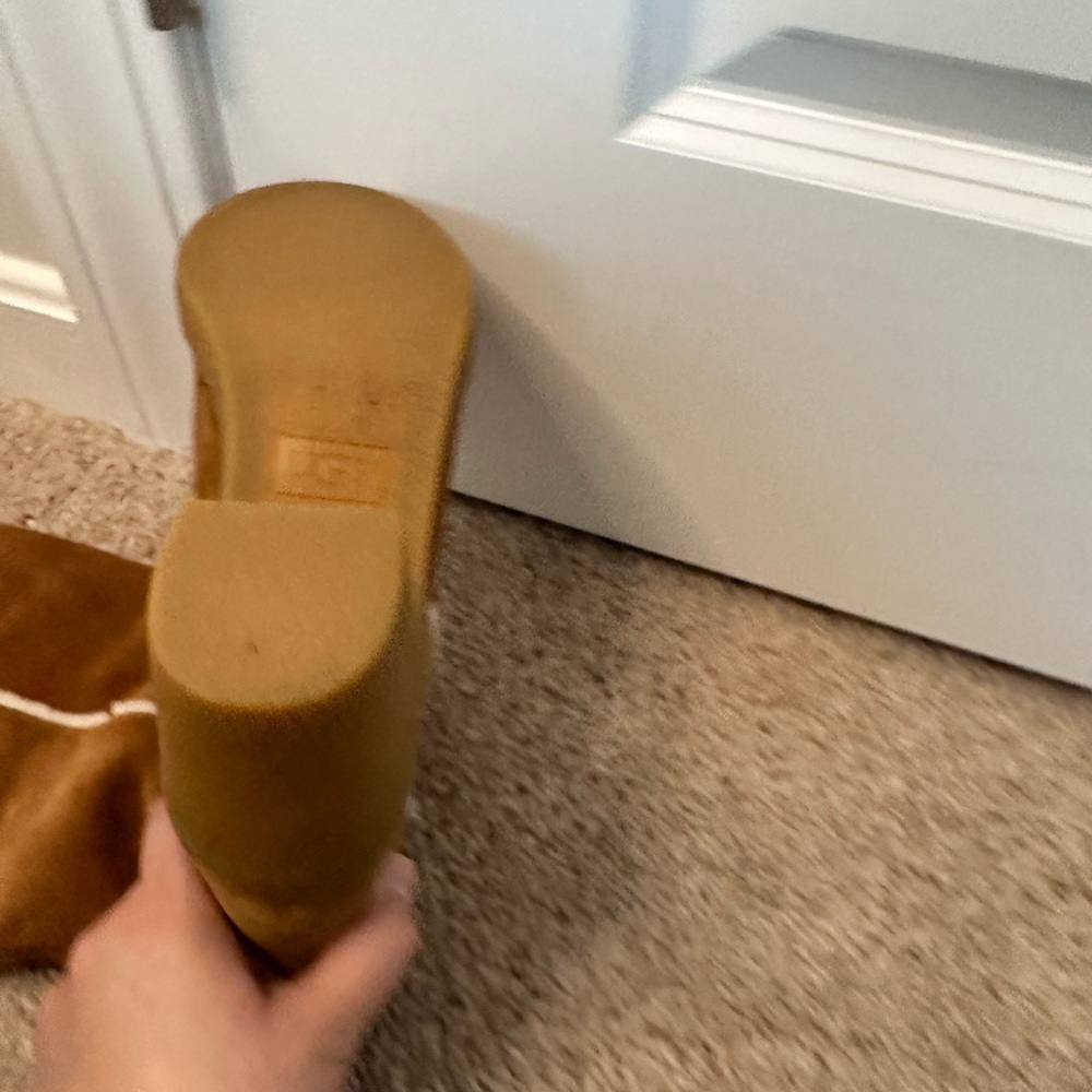 UGG Tan Heeled Boots with Suede Finish - Picture 5 of 11